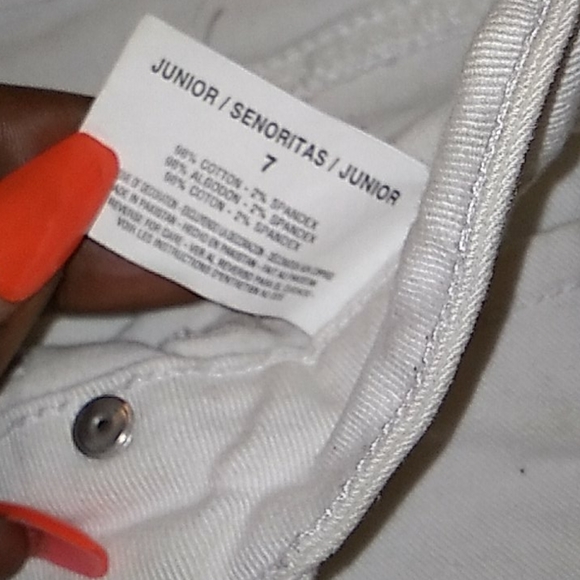 LEI small white shorts size 7 - Picture 8 of 8